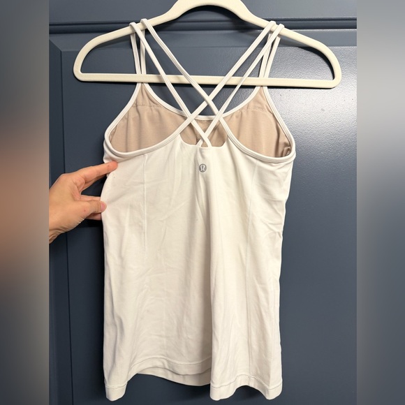 BUNDLE lululemon tops - Picture 9 of 11